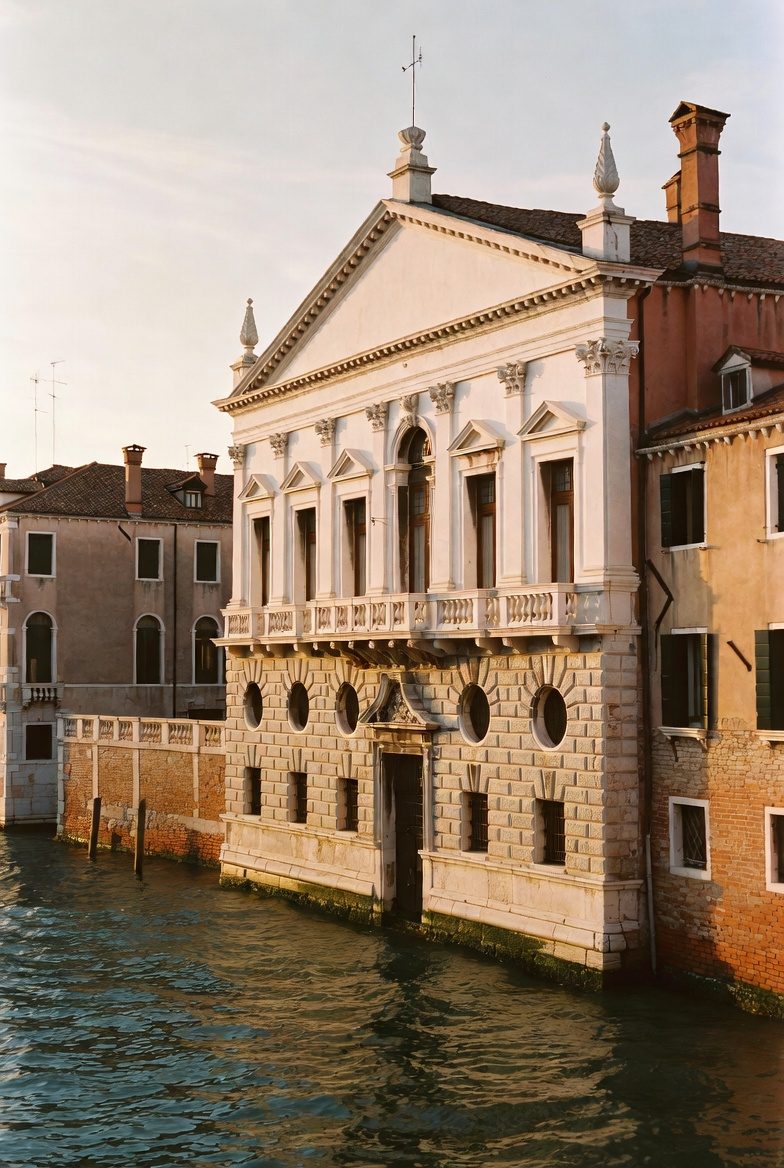 Ca' Rezzonico, Venice